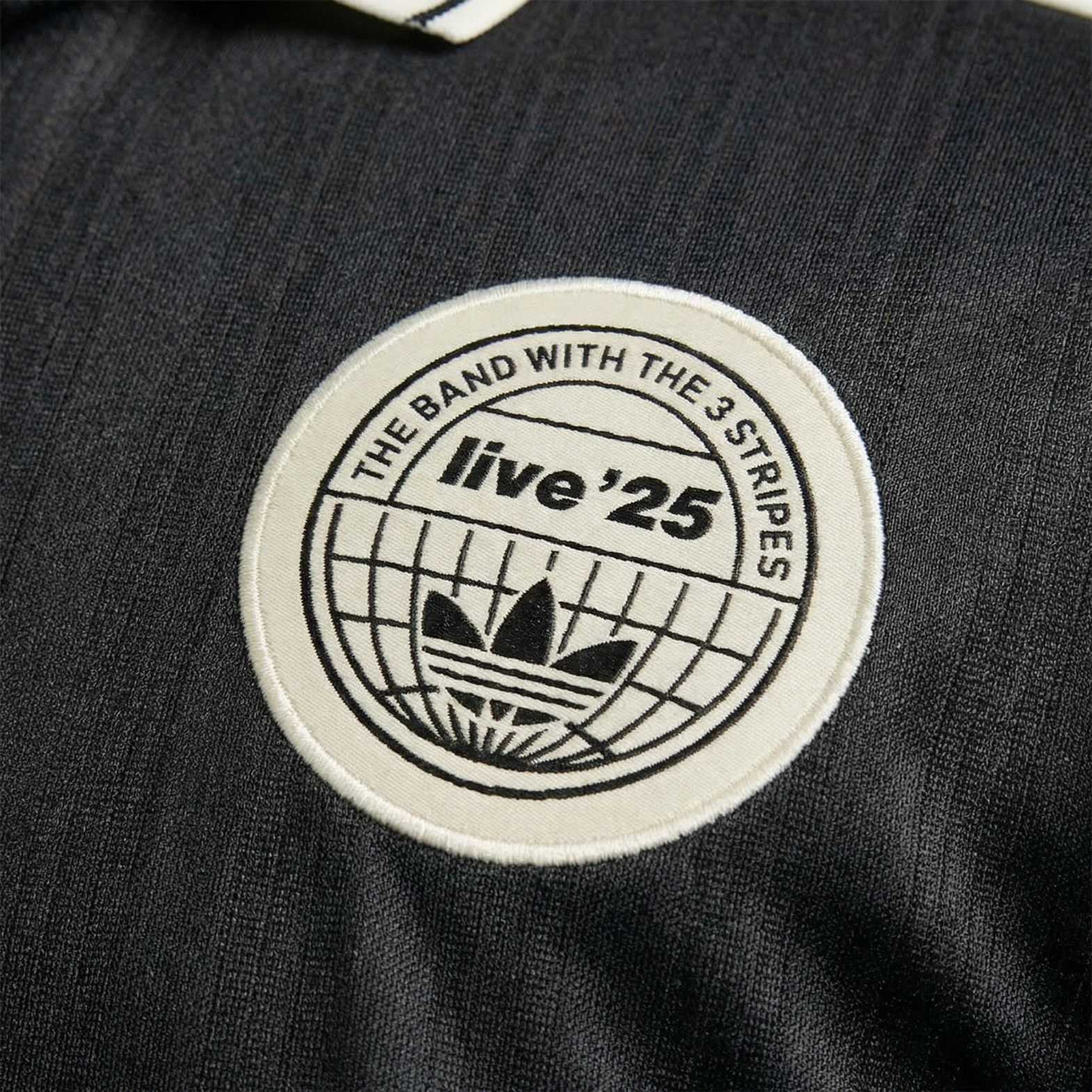 ADlDAS x Oasis Negra