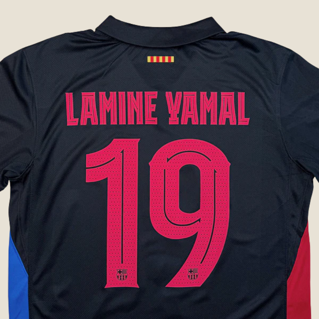 Barcelona Visitante 2024/2025