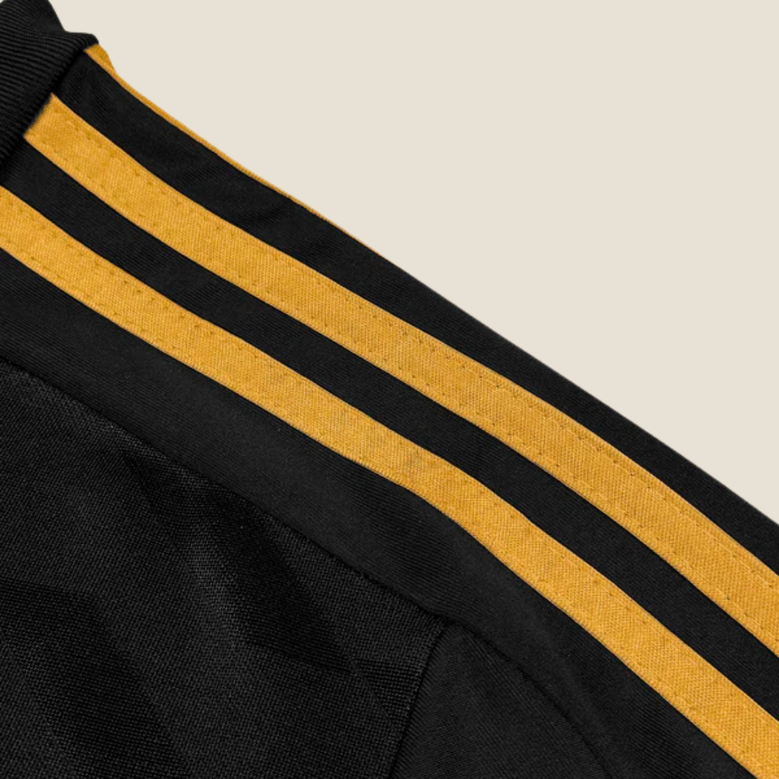 Jersey Visitante Real Madrid 2011-2012 Manga Larga