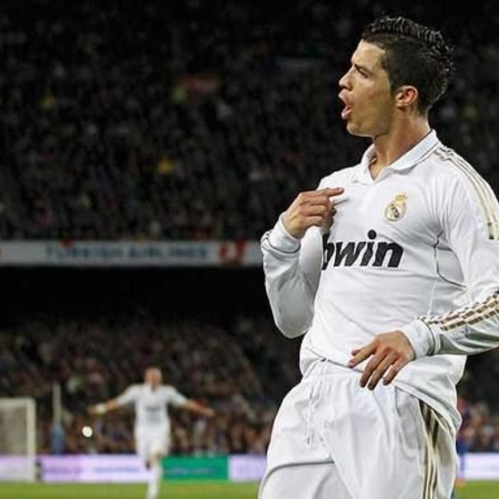 Jersey Local  Real Madrid 2011-2012