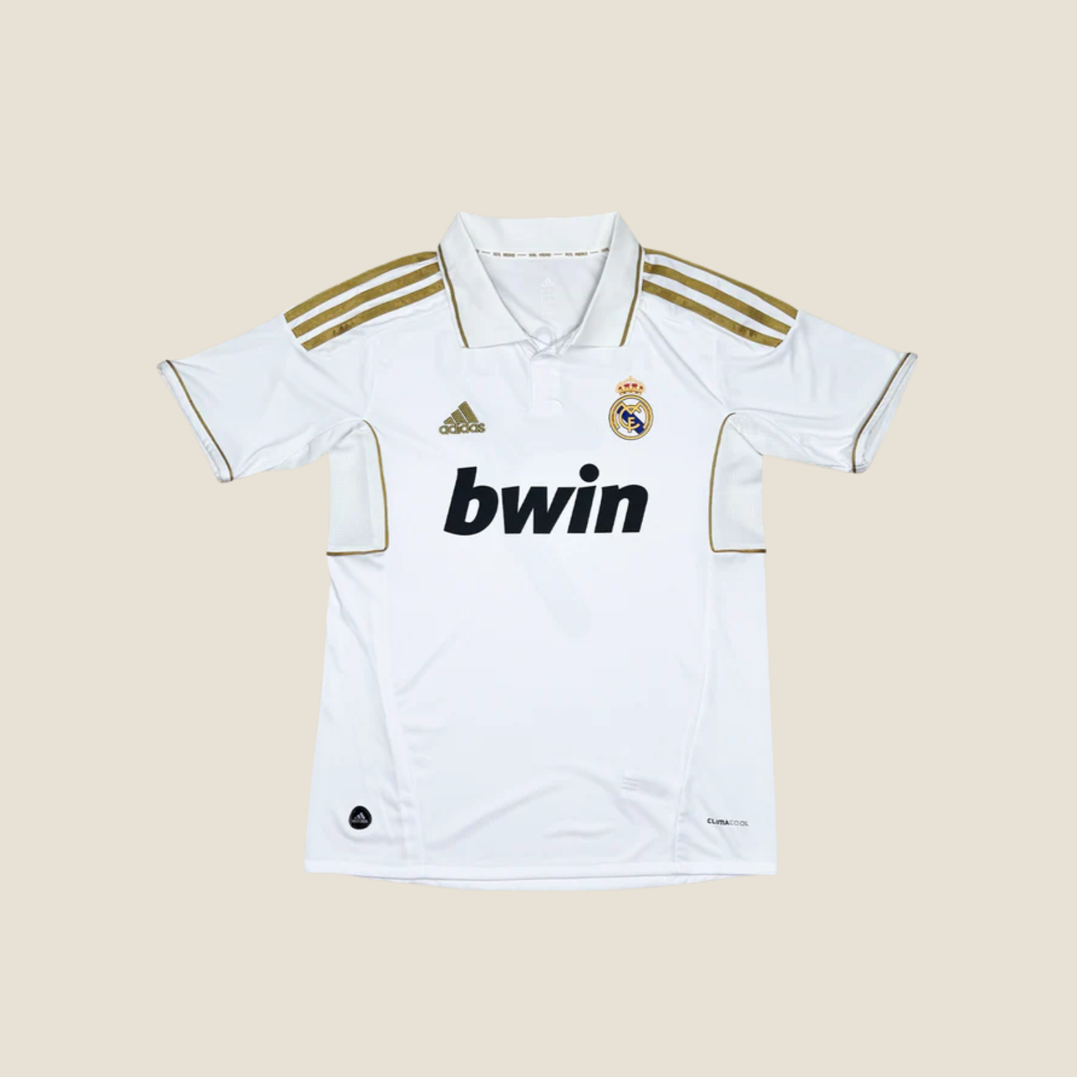 Jersey Local  Real Madrid 2011-2012