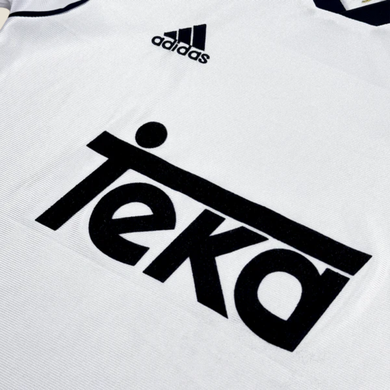 Uniforme Local Real Madrid 1999-2000