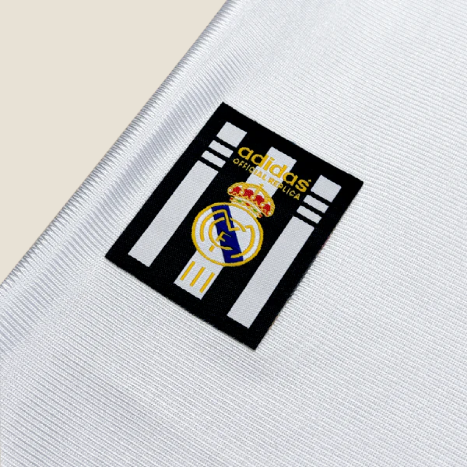 Uniforme Local Real Madrid 1999-2000