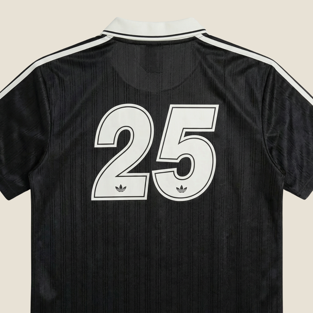 ADlDAS x Oasis Negra